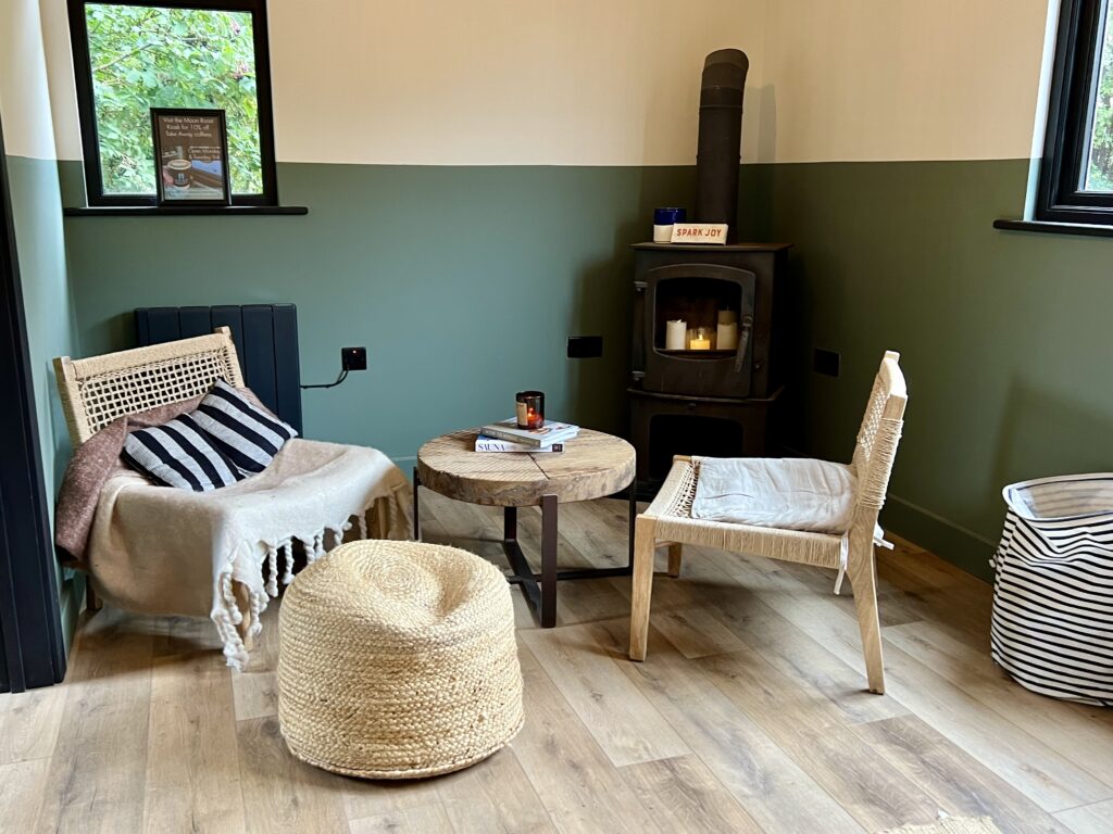 The waiting area of the changing rooms.